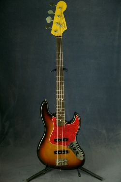 Fender Japan Jazz Bass (Mid Scale)