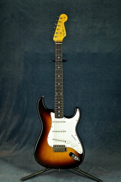 Fender ST62-US (3TS)