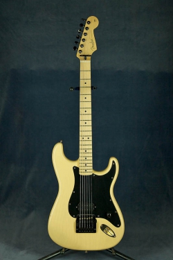 Fender Deluxe Players Strat, Maple Fretboard (Upgrade)