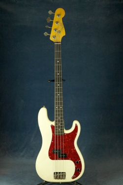 Fender Precision Bass PB-62 White