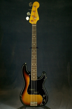  Fender Precision Bass
