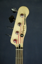 Squier Mike Dirnt Precision Bass