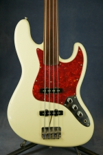 Fender Jazz Bass JB-62 fretless