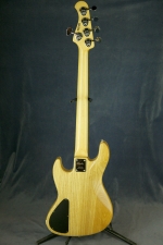 Bacchus Handmade 5-string Activ Bass