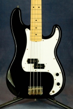 Fender PB-72 Black