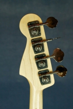 Fender Aerodyne Deluxe Jazz Bass
