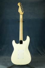 Fender Standard Strat HSS with Locking Tremolo 
