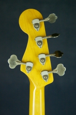 Fender Precision Bass - 5